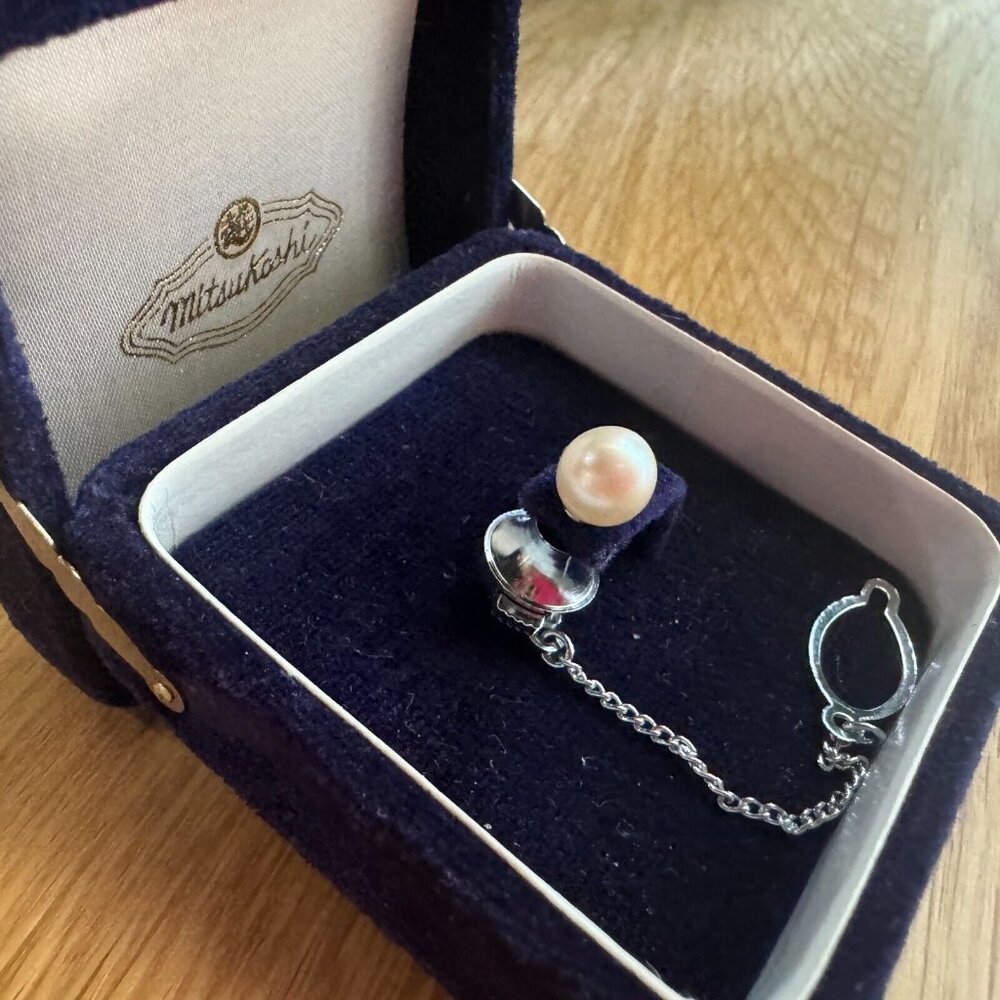 MITSUKOSHI Japanese Vintage Pearl Silver Tone Tie Tack / Lapel Pin